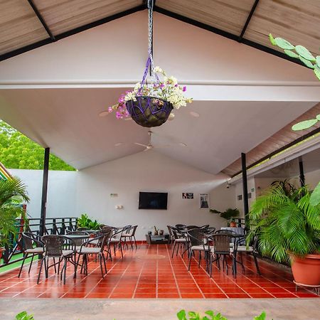 Hotel Villa Paraiso 比利亚维哈 外观 照片