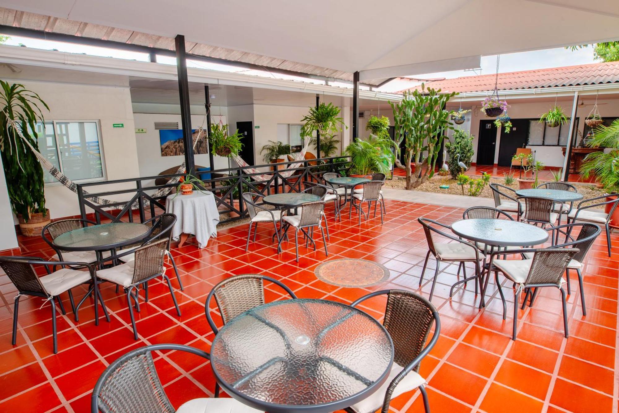 Hotel Villa Paraiso 比利亚维哈 外观 照片